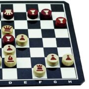 DETOA DŘEVO Hra Šachy cestovní magnetické *SPOLEČENSKÉ HRY*