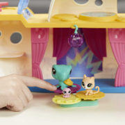 HASBRO LPS Littlest Pet Shop Loď výletní herní set 3 zvířátka s doplňky