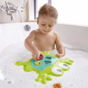 HAPE Baby Nakrm žabáka set zvířátko s vkládacími tvary do vany pro miminko