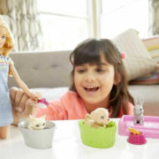 MATTEL BRB Panenka Barbie herní set koupání zvířátek mění barvu
