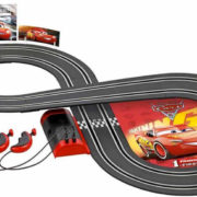 CARRERA Autodráha 1.First Auta 3 (Cars) na baterie 240cm 2 autíčka