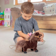 MAC TOYS Poník chodící na baterie na vodítku set s hřebenem Zvuk PLYŠ