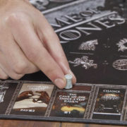 HASBRO MONOPOLY Hra o trůny na baterie angličtina AJ *SPOLEČENSKÉ HRY*