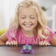 HASBRO Ještěrka Yellies interaktivní zvířátko robotické na baterie reaguje na hlas