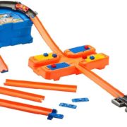 MATTEL HOT WHEELS Track Builder základní set pro stavbu dráhy 35ks