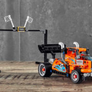 LEGO TECHNIC Tahač závodní 42104 STAVEBNICE