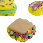 HASBRO Play-Doh Cukrárna kreativní set modelína 280g s nástroji