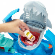 MATTEL HOT WHEELS City color shifters robo žralok set akční dráha s autíčkem plast
