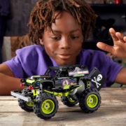 LEGO TECHNIC Auto Monster Jam Grave Digger 2v1 2118 STAVEBNICE