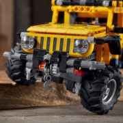 LEGO TECHNIC Auto jeep Wrangler 42122 STAVEBNICE