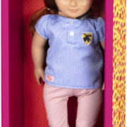 Our Generation panenka Elliet 46cm kloubová žokejka set s helmou v krabici Our Generation panenka Elliet 46cm kloubová žokejka set s helmou v krabici