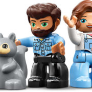 LEGO DUPLO Rodinný karavan 10946 STAVEBNICE