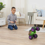 SPIN MASTER RC Auto trikové Monster Grave Digger na vysílačku na baterie