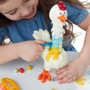 HASBRO PLAY-DOH Animals Kvokající kuře set s modelínou na baterie Zvuk
