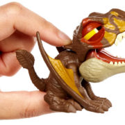 MATTEL JURASSIC WORLD Křídový kemp malý dinosaurus Snap Squad