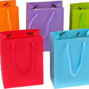 Taška mini dárková jednobarevná 12x16cm papírová 5 barev