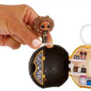 L.O.L. Surprise! OMG Mini ségra panenka s doplňky 6 překvapení v kouli