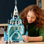 LEGO DISNEY FROZEN Ledový zámek 43197 STAVEBNICE