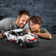 LEGO TECHNIC Auto Porsche 911 RSR 42096 STAVEBNICE