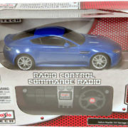 MAISTO RC auto 1:24 Aston Martin V8 Vintage S na dálkové ovládání (na vysílačku)