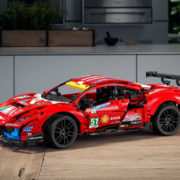 LEGO TECHNIC Auto Ferrari 488 GTE (AF Corse 51) 42125 STAVEBNICE