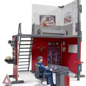 BRUDER 62702 Hasičská stanice herní set s figurkou hasiče plast