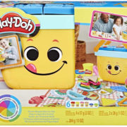 HASBRO PLAY-DOH Modelína kreativní set s nástroji v piknikovém koši