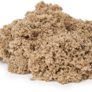SPIN MASTER Kinetic Sand 127g přírodní tekutý písek malý kyblík