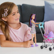 MATTEL BRB Barbie panenka chůva herní set s kočárkem a doplňky