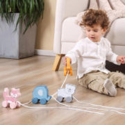 VIGA DŘEVO PolarB Tahačka baby lední medvěd tahací *DŘEVĚNÉ HRAČKY*