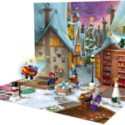 LEGO HARRY POTTER Adventní kalendář rozkládací s herní plochou 76418