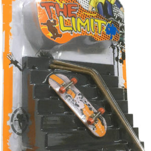 Skateboard prstový fingerboard herní set s rampou a nástroji na kartě