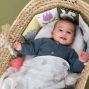 TAF TOYS Baby přebalovací podložka s plenou a doplňky pro miminko