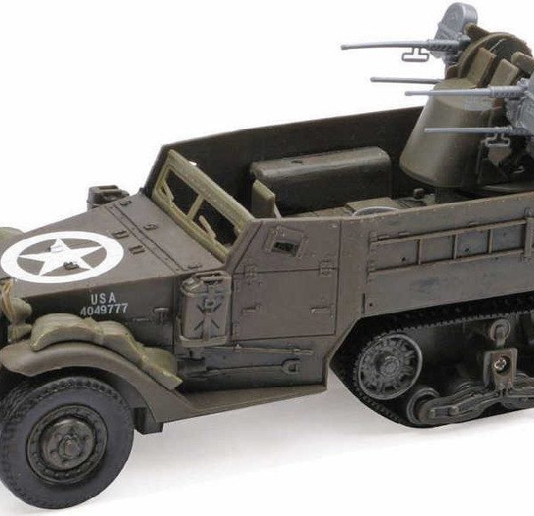 Model Tank M16 set k sestavení se šroubovákem 1:32