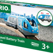BRIO DŘEVO Set elektrická vlaková souprava + figurka strojvedoucí na baterie