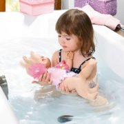 ZAPF BABY ANNABELL Panenka miminko 43cm Učí se plavat s doplňky na baterie Zvuk