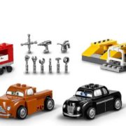 LEGO JUNIORS Čmoudíkova garáž Cars (Auta) 10743 STAVEBNICE