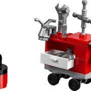 LEGO JUNIORS Čmoudíkova garáž Cars (Auta) 10743 STAVEBNICE