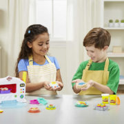 HASBRO PLAY-DOH Set Trouba mikrovlnná s doplňky + modelína 6 kelímků Světlo Zvuk