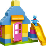 LEGO DUPLO Doktorka Plyšáková Ordinace na dvorku 10606 STAVEBNICE