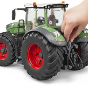 BRUDER 04040 Traktor Fendt Vario 1050 model 1:16 plast