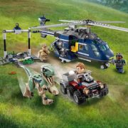 LEGO JURSKÝ SVĚT Pronásledování Bluea helikoptérou 75928 STAVEBNICE