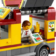 LEGO CITY Dodávka s pizzou 60150 STAVEBNICE