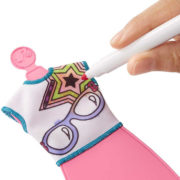 MATTEL BRB Barbie D.I.Y. Crayola vybarvování šatů set s panenkou a doplňky