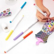 MATTEL BRB Barbie D.I.Y. Crayola vybarvování šatů set s panenkou a doplňky