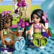 LEGO FRIENDS Letní bazén v městečku Heartlake 41313 STAVEBNICE LEGO FRIENDS Letní bazén v městečku Heartlake 41313 STAVEBNICE