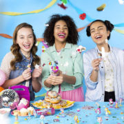 SPIN MASTER Party Popteenies set panenka s konfetami a doplňky v tubě 8 druhů